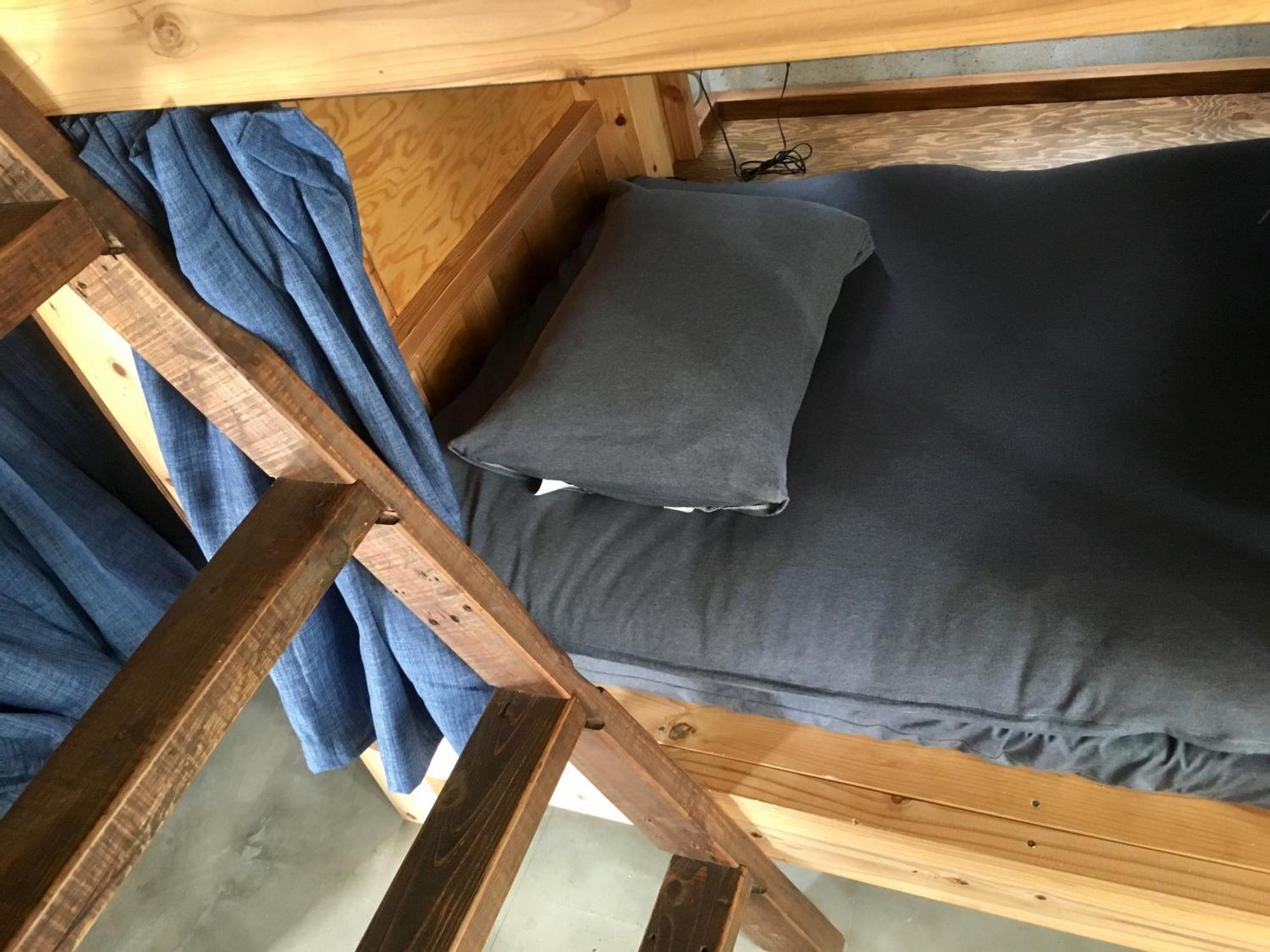 Guest House Golden Mile Hostel Amami Zimmer foto